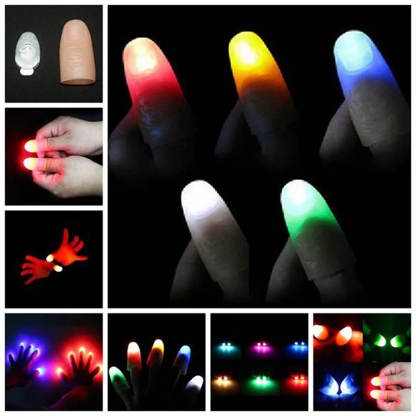 Juegos de novedad 2 piezas Magic Super Electronic LED Light Flashing Fingers Trick Props Kids Amazing Glow Toys Niños Decoración luminosa Regalos 231018