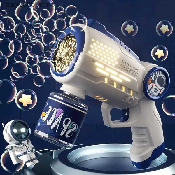 Jeux de nouveauté Jouets de bain pour bébé Astronaute Électrique Automatique Machine à bulles de lumière Pistolet à bulles Été Plage Baignade Jeux de plein air Jouets fantastiques pour enfants Q240307