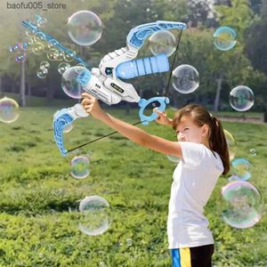 Jeux de nouveauté Jouets de bain pour bébé Jouet automatique de pistolet à bulles d'arc 2-en-1 Flèche électrique Fabricant de bulles Souffleur d'eau Jouets de plein air pour enfants d'été Q240307
