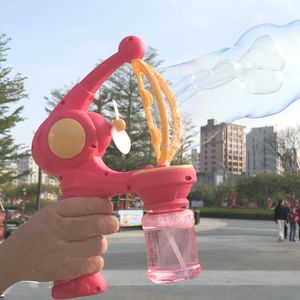 Nouveauté Jeux Bubble Gun Soufflant Bulles De Savon Machine Automatique Jouets D'été En Plein Air Partie Jouer Jouet Pour Enfants Anniversaire Parc Cadeau De Fête Des Enfants 230719