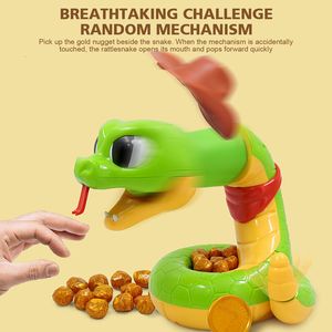 Nieuwheid Games Elektrische enge slangenspeelgoed Tricky Animals Kids Fun Multiplayer Party Games Biting Rattlesnake Family Interactive Toy Funny Gift 230512