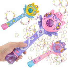 Nieuwigheid Games Kids Toverstaf Party Water Bubble Machine Gun Blower Speelgoed Elektrische Magie Bruiloft Zeepbel Pomperos Outdoor Speelgoed voor Kinderen 230609