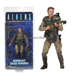 Jeux de nouveauté Costumes de mascotte Aliens vs Predator Sergent Craig Windrix Xenomorph Warrior PVC Action Figure Modèle Jouets Joint Mobile D Dhcrt