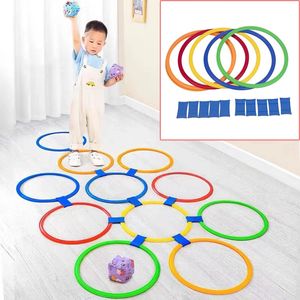 Novelty Games Outdoor Kids Funny Physical Training Sport Toys Lattice Jump Ring Set Game met 10 Hoops Connectors voor Park Play Boys Girls 230617