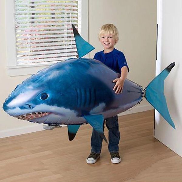 Nouveauté Jeux Télécommande Requin Jouets Air Natation RC Animal Infrarouge Mouche Ballons Poisson Clown Jouet Pour Enfants Cadeaux De Noël Décoration 2 couleurs