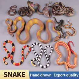 Jeux de nouveauté Simulation Forest Savage Snakes Animaux Modèle Wild Cobra Wild Cobra RattlesNake Python Figures d'action Ornements Education Kids Toys Gifts Y240521