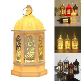 Nieuwe items 2023 Nieuwe Eid Mubarak Muslim Festival Decor Supplies Led Light Wind Lantern Hanging Ornament Ramadan Kareem Decoratie voor Home Z0411