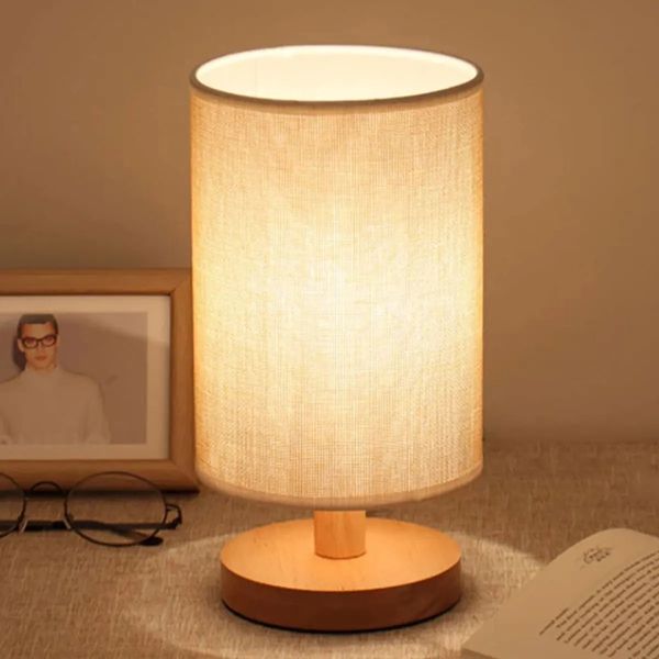 Articles de nouveauté Lampe de chevet Lampe de table pour chambre à coucher Lampe de bureau en bois Veilleuse avec cylindre lanterne Abat-jour Décor à la maison 231216