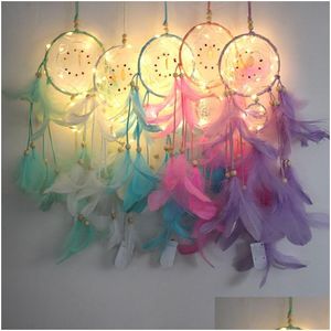 Nieuwigheden Led Licht Dream Catcher Hanglamp Diy Feather Craft Wind Chime Meisje Slaapkamer Romantisch Woondecoratie Kerstcadeau Dh1Hd