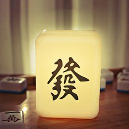 Noviteiten Mahjong LED-nachtlampje Chinese stijl Nachtlampje USB Opladen Vreemd Verstelbare desktoplampen voor thuis Slaapkamerdecoratie 231208