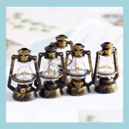 Nieuwe items Mini Home Meubilishing Decoratie Creative Retro Light Kerosene Lantaarns Decor Gift Wood Craft ornamenten Backpackboyzhome Dhydb