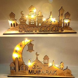 Articles de nouveauté Festival musulman Eid Mubarak Fournitures de décoration LED Artisanat en bois Ornement du Ramadan Eid Al Adha Cadeaux Ramadan Décoration pour la maison 2023 Z0411