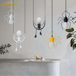 Articles de nouveauté Pendentif Lumière Nordique Petit Homme Araignée Lampe Suspendue Fer Swing Lampes Rétro Loft Éclairage LED Luminaire pour Chambre D'enfants Café Bar 231212