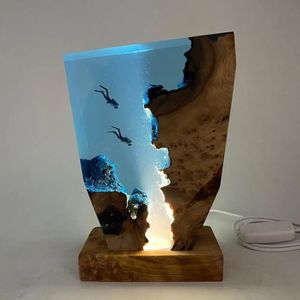 Artículos de novedad Resina Océano Lámpara de madera Diver Decoración del hogar Regalo de Navidad Artesanías exquisitas Lámpara de mesa pequeña Regalos 231208