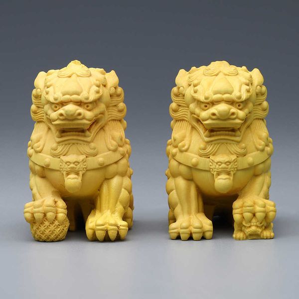 Articles de fantaisie Sculpture sur bois massif ornements décoratifs du lion de la Cité Interdite HandmadeHome mascotte porte-bonheur figurines caractéristiques chinoises G230520