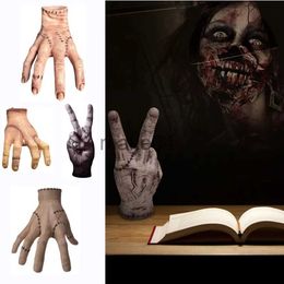 Nieuwe items woensdag addams ding hand Hand familie ornament beeldje bureaublad adams decor Halloween speelgoed ambachten sculptuur decoratie horror rekwisieten j230815