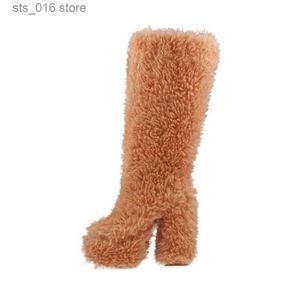 Nouveauté du genou en peluche femmes hautes rond s orteil chunky talons plate-forme bottes pour la mode grande taille botas longs femininas t dbb ize