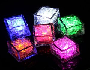 Novedad Led Chuling Cubes iluminación Llegada de color flasheo lento Cambio de iluminación segura sin interruptor Bar de fiesta de bodas KTV Hallowe6002983