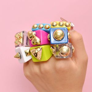 Nieuwigheid Punk Rivets Vierkante Grote Ring Mode Mooie Snoep Kleuren Vinger Ringen