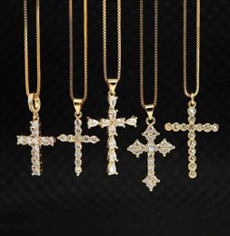 NS1082 Diamond Christian Religion de haute qualité Bijoux en acier inoxydable plaqué Gold Collier pendentif Micro Pave Collier6757097
