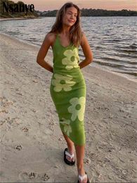 Nsauye 2022 verano Casual de punto vacaciones en la playa Halter fuera del hombro estampado Floral vestido largo Y2K fiesta vestido verde para mujeres Sexy Y220413