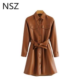 NSZ Women Brown Faux Fur Pu Leather Long Jacket met riem Fall Fashion Artificial Fur Coat Elegant Female Offerse Tops 201030