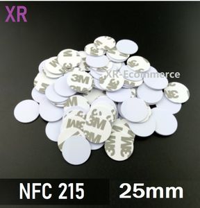 NFC215 Coin Tag avec 3M Adhsive Sticker Universal NFC Sticker Forum Type2 NFC Tags 540byte Read Write NFC 215 Carte à puce pour le contrôle d'accès