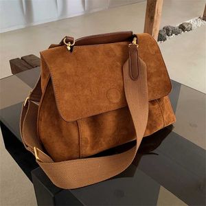 Nubuck PU Lederen Flap Schoudertassen Voor Vrouwen Vintage Brede Band Crossbody Tas Grote Capaciteit Vrouwen Designer Handtassen Draagtas 211026