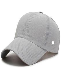 Nwt ll chapeaux de baseball en plein air Visors de yoga Capes de balle toile petit trou de mode respirant de mode de mode pour la casquette de sport ha6495808