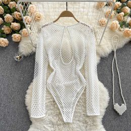 Nxy Sexy Weiß Mesh Bodysuits Perspektive aushöhlen Langarm Jumpsuit Schlank O Neck Bluse Transparent Plaid Strampler 230328