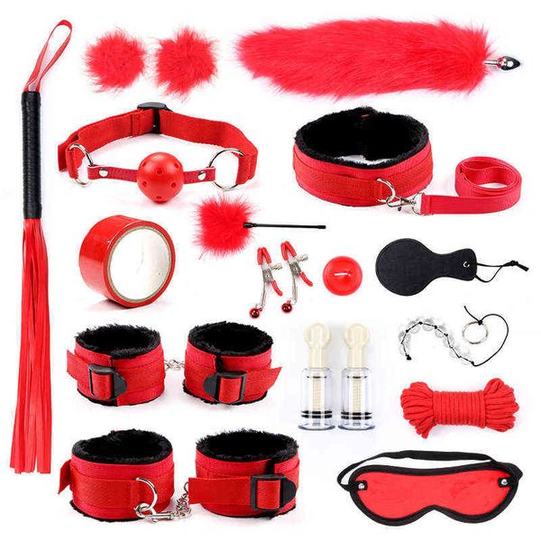 Nxy Sm Bondage 16 pièces Ensemble Plug Anal Sexyshop Sex Toys Kit Bdsm Gag Queue Menottes Pince À Mamelon Fouet Capot Perles Produits Beauté Santé 220426