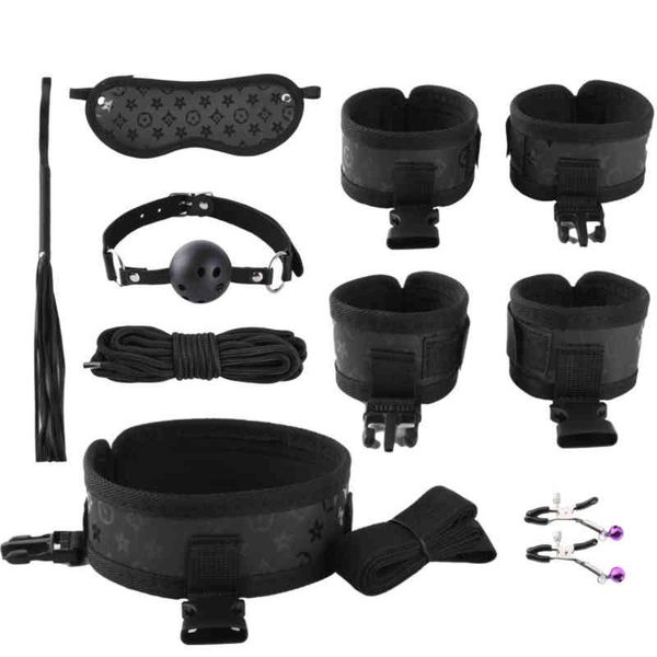 Nxy Sm Bondage Slave Sex Set Mignon Petit Modèle Sm Kit Menottes Lit Contraintes Bdsm Jouets Sexuels Combo 8pcs pour Jeux Pour Adultes 220423