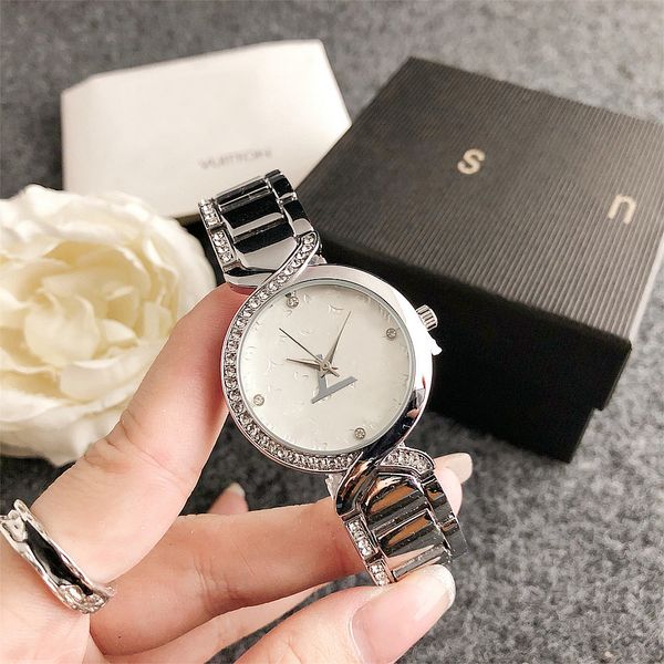 NY LA GM Fashion Full Brand Falle Wrists Women Girl Girl Diamond Style Steel Metal Band Quartz With Clock L 103 DBG MLB