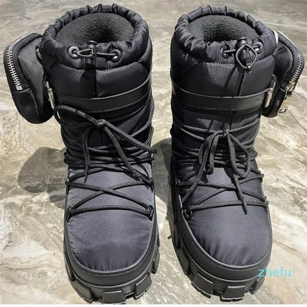 Chaussures d'après-ski en nylon Tige noire avec cordon de serrage Doublure matelassée amovible Bottines en métal émaillé Semelle en caoutchouc design