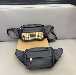 Bolsa de ombro em nylon verificado, bolsa crossbody unissex, bolsa de cintura com letras, design de luxo, bolsa de poeira