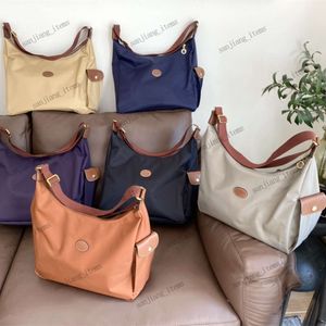 Nylon lederen hobo schoudertas ontwerper tote met zijkant pocket portemonnee verstelbare riem dames mannen merk handtas laptop zakje strand reizen crossbody duffle portemonnee tassen