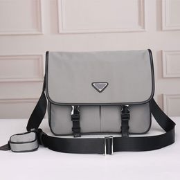 Nylon postman tas messenger handtassen mannen crossbody tassen kleine munt portemonnee interieur telefoon zak driehoekig patroon twee zijkant gespen schouderhandtas