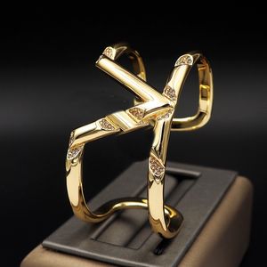 Oa53 Bracelet Designer Bijoux Classique Diamant pour Hommes et Femmes Couple Bracelet Or Argent Top Qualité Cadeau