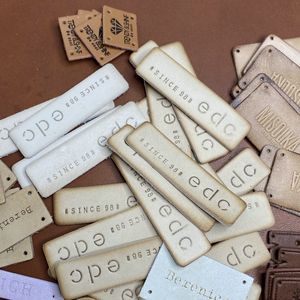 OC Extra Hot Stamping Service Gepersonaliseerde acroniemen voor aangepaste namen Love Symbol