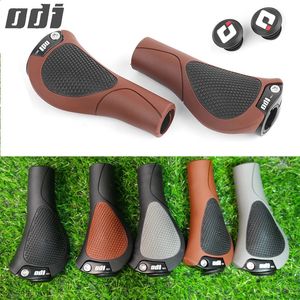 ODI OC1 Fietshandvatten Ergonomie Fietsstuurgreep Zacht Comfortabel Mountainbike Handvatten Lock Ring MTB Manchetten Bar End Plug 240223