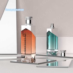 Bouteille de parfum de luxe OEM 100ml, bouteille de parfum en verre vide, conception personnalisée et couleur