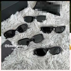 van het trendy merk GM Starry Sky Cat's Eye Sunglasses For Women 2023 Nieuw online rood klein frame pittige meisjes straatfoto zonnebril