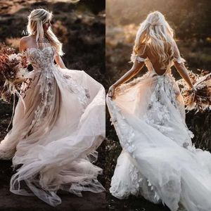 Uit Boheemse schouder trouwjurken Fairy tule rok sexy Backless Lace Appliqued Floral Country Outdoor Bruid Jurken Custom Made 0515
