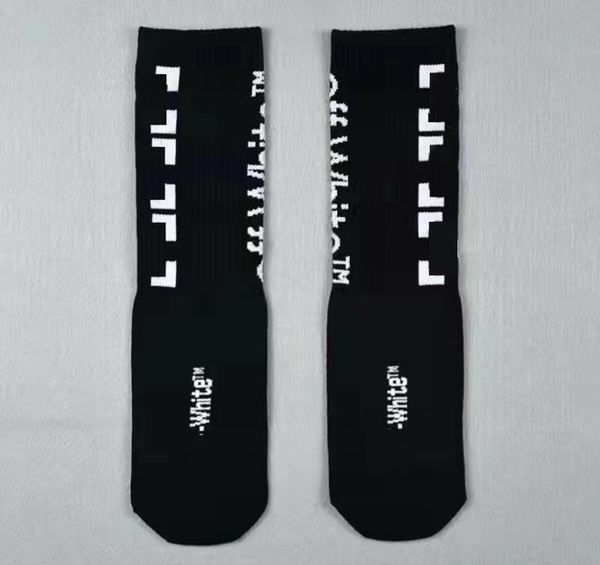 Hors mode masque de streetwear chaussettes femmes hommes de haute qualité coton allmatch flèche xxx impression respirant noir blanc mélange footbal8288847