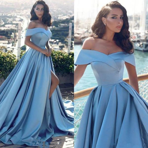 Robes de soirée à épaules dénudées décolleté en coeur robes de soirée en Satin bleu clair devant fendu une robe formelle en ligne