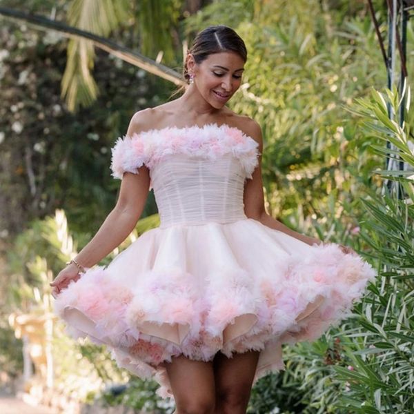 Robe de boule en tulle rose clair hors épaule Applications à volants jamais jolies robes de fête de la longue longueur Personnalisez la robe de bal plus taille 240415