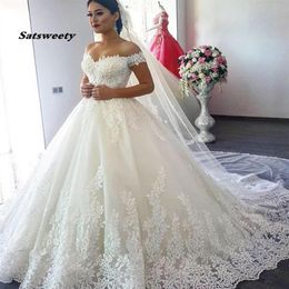 Hors épaule princesse robes de mariée robe de bal 2021 dentelle appliques perles avec manches robe de mariée robe de mariée robe de Noiva3482