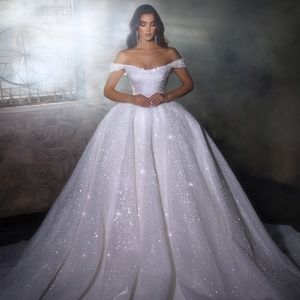 Off schouder lovertjes bal trouwjurk plooien gezwollen rok bruidsjurk sprankelende prinses Arabische Dubai vestido de mairage 326