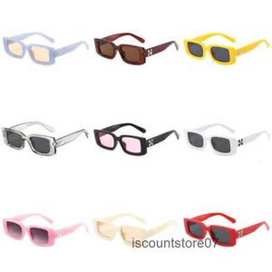 Lunettes de soleil de luxe Offs White Frames Style Square Brand Hommes Femmes Arrow X Frame Lunettes Tendance Lunettes de soleil Bright Sports Travel Sunglasse Hg4i