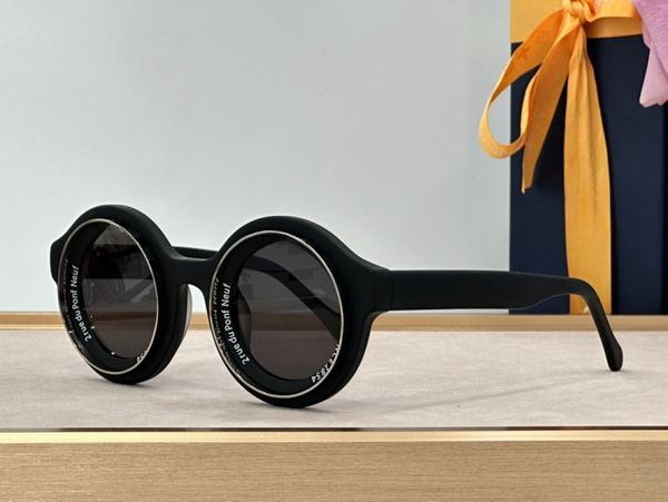 Lunettes de soleil de la mode hors étagère pour femmes et hommes Style d'été